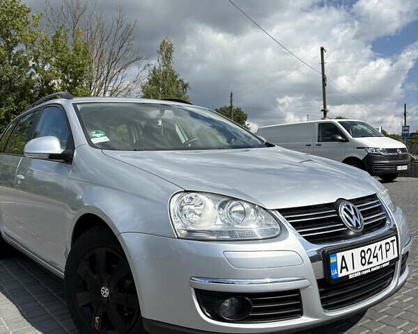 Серый Фольксваген Гольф, объемом двигателя 1.6 л и пробегом 204 тыс. км за 6600 $, фото 1 на Automoto.ua