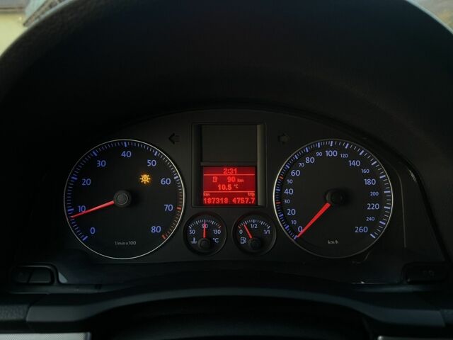 Сірий Фольксваген Гольф, об'ємом двигуна 1.4 л та пробігом 187 тис. км за 5200 $, фото 9 на Automoto.ua