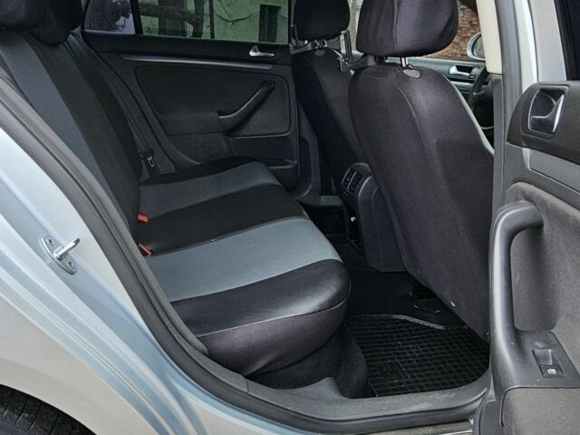 Серый Фольксваген Гольф, объемом двигателя 1.9 л и пробегом 197 тыс. км за 5393 $, фото 11 на Automoto.ua