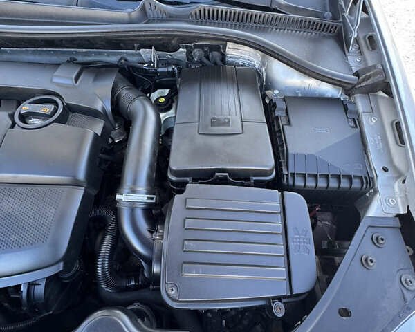 Сірий Фольксваген Гольф, об'ємом двигуна 1.6 л та пробігом 181 тис. км за 5900 $, фото 35 на Automoto.ua