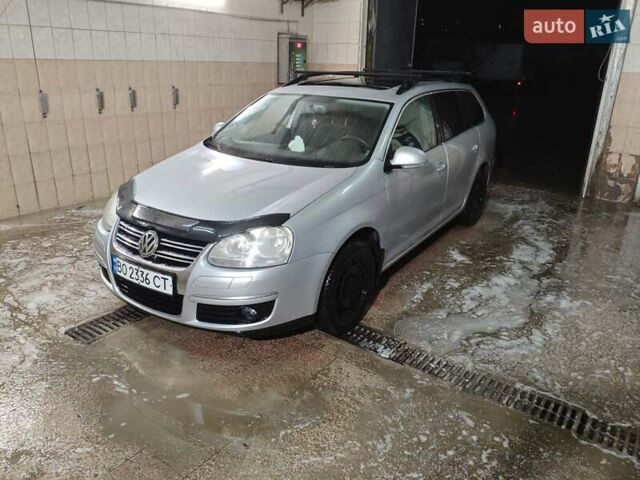 Серый Фольксваген Гольф, объемом двигателя 1.39 л и пробегом 257 тыс. км за 5500 $, фото 1 на Automoto.ua