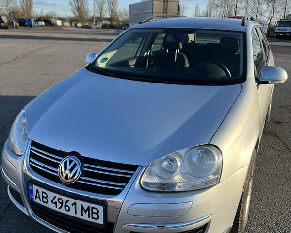 Серый Фольксваген Гольф, объемом двигателя 1.6 л и пробегом 200 тыс. км за 6300 $, фото 8 на Automoto.ua