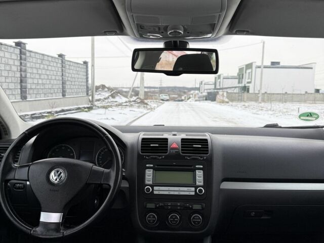 Серый Фольксваген Гольф, объемом двигателя 0 л и пробегом 232 тыс. км за 5500 $, фото 13 на Automoto.ua