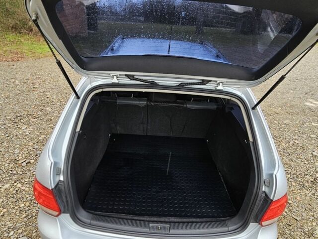 Серый Фольксваген Гольф, объемом двигателя 1.9 л и пробегом 197 тыс. км за 5950 $, фото 12 на Automoto.ua