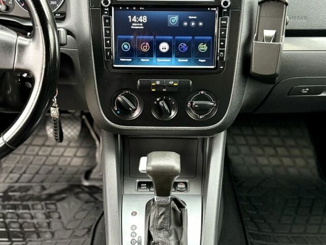 Серый Фольксваген Гольф, объемом двигателя 1.9 л и пробегом 204 тыс. км за 6950 $, фото 21 на Automoto.ua