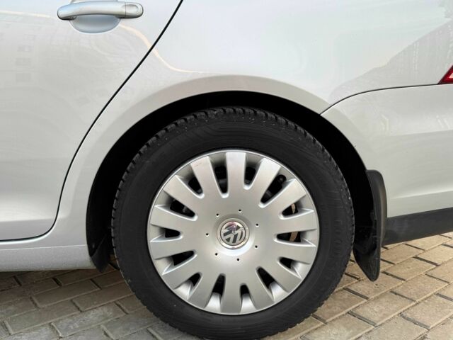 Серый Фольксваген Гольф, объемом двигателя 1.6 л и пробегом 193 тыс. км за 6450 $, фото 8 на Automoto.ua