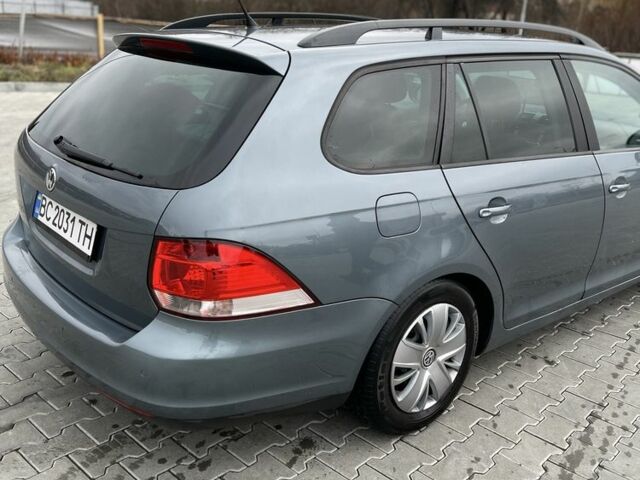 Сірий Фольксваген Гольф, об'ємом двигуна 1.6 л та пробігом 189 тис. км за 7688 $, фото 2 на Automoto.ua