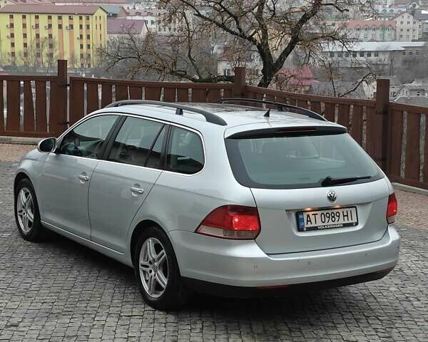 Серый Фольксваген Гольф, объемом двигателя 2 л и пробегом 350 тыс. км за 5999 $, фото 29 на Automoto.ua