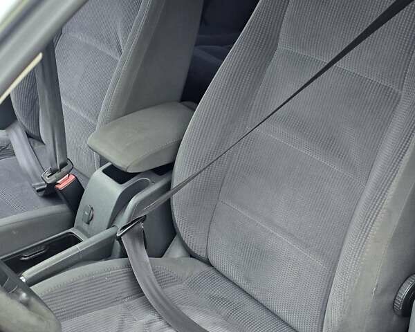 Серый Фольксваген Гольф, объемом двигателя 1.4 л и пробегом 261 тыс. км за 4999 $, фото 31 на Automoto.ua