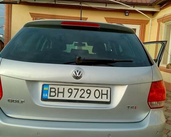 Серый Фольксваген Гольф, объемом двигателя 1.4 л и пробегом 260 тыс. км за 5700 $, фото 6 на Automoto.ua