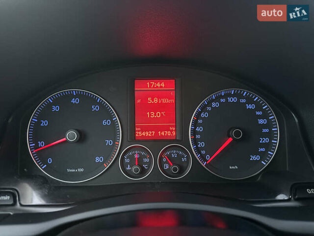 Сірий Фольксваген Гольф, об'ємом двигуна 1.39 л та пробігом 254 тис. км за 5200 $, фото 23 на Automoto.ua