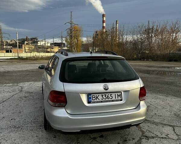 Сірий Фольксваген Гольф, об'ємом двигуна 1.6 л та пробігом 221 тис. км за 5500 $, фото 3 на Automoto.ua