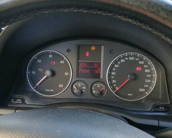 Серый Фольксваген Гольф, объемом двигателя 1.9 л и пробегом 275 тыс. км за 5500 $, фото 10 на Automoto.ua