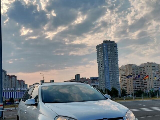 Сірий Фольксваген Гольф, об'ємом двигуна 1.4 л та пробігом 220 тис. км за 4500 $, фото 1 на Automoto.ua