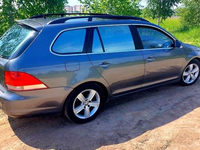 Сірий Фольксваген Гольф, об'ємом двигуна 2 л та пробігом 198 тис. км за 5200 $, фото 1 на Automoto.ua