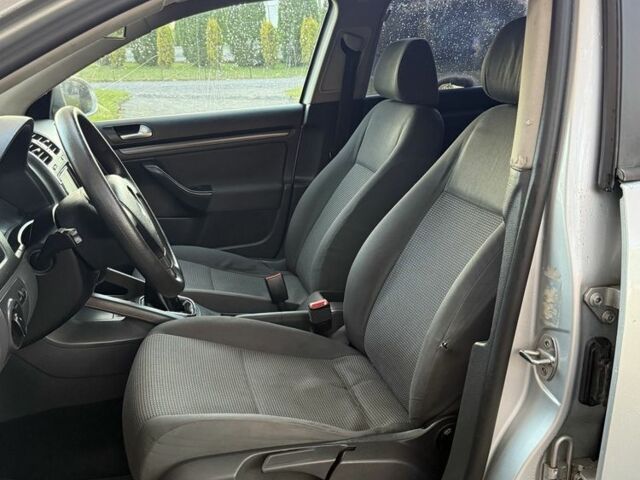 Сірий Фольксваген Гольф, об'ємом двигуна 1.9 л та пробігом 270 тис. км за 4700 $, фото 15 на Automoto.ua