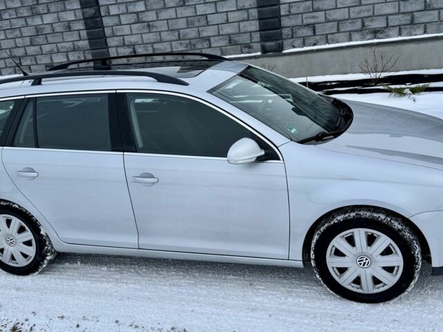 Серый Фольксваген Гольф, объемом двигателя 0 л и пробегом 232 тыс. км за 5500 $, фото 1 на Automoto.ua