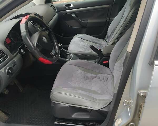 Фольксваген Гольф 2007 у Хмельницькому на Automoto.ua Сірий Фольксваген Гольф, об'ємом двигуна 1.9 л та пробігом 280 тис. км за 5450 $, фото 22 на Automoto.ua