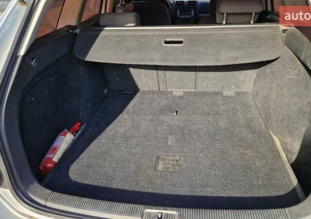 Серый Фольксваген Гольф, объемом двигателя 1.97 л и пробегом 320 тыс. км за 6700 $, фото 18 на Automoto.ua