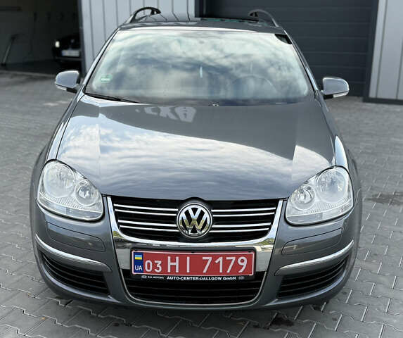 Сірий Фольксваген Гольф, об'ємом двигуна 0 л та пробігом 242 тис. км за 6700 $, фото 3 на Automoto.ua