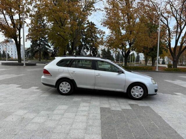 Сірий Фольксваген Гольф, об'ємом двигуна 1.9 л та пробігом 300 тис. км за 2669 $, фото 1 на Automoto.ua