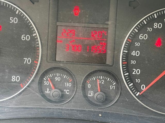 Серый Фольксваген Гольф, объемом двигателя 1.6 л и пробегом 254 тыс. км за 5300 $, фото 11 на Automoto.ua