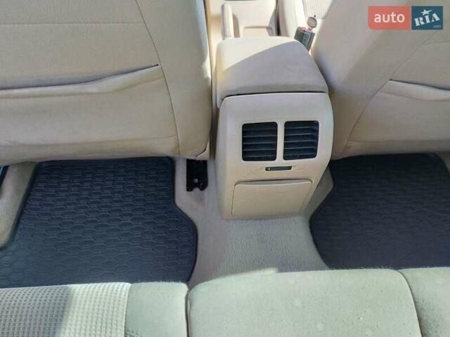 Серый Фольксваген Гольф, объемом двигателя 1.4 л и пробегом 213 тыс. км за 5500 $, фото 4 на Automoto.ua