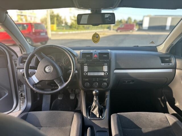 Серый Фольксваген Гольф, объемом двигателя 1.9 л и пробегом 233 тыс. км за 5199 $, фото 9 на Automoto.ua