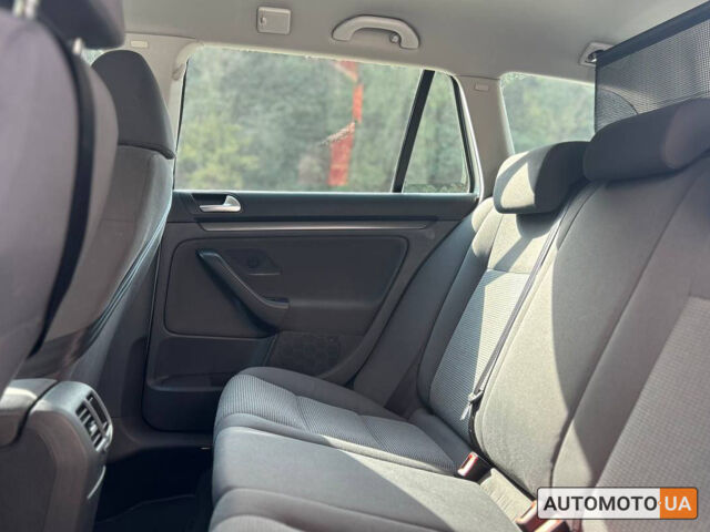 Фольксваген Гольф 2007 в Черновцах на Automoto.ua Серый Фольксваген Гольф, объемом двигателя 1.6 л и пробегом 287 тыс. км за 6000 $, фото 20 на Automoto.ua