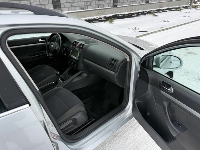 Серый Фольксваген Гольф, объемом двигателя 0 л и пробегом 232 тыс. км за 5500 $, фото 11 на Automoto.ua