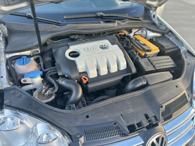 Серый Фольксваген Гольф, объемом двигателя 1.9 л и пробегом 233 тыс. км за 5199 $, фото 12 на Automoto.ua