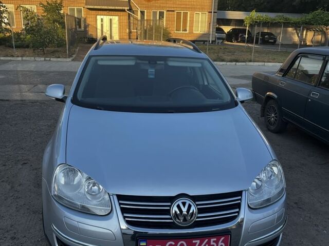 Серый Фольксваген Гольф, объемом двигателя 1.4 л и пробегом 140 тыс. км за 7200 $, фото 7 на Automoto.ua