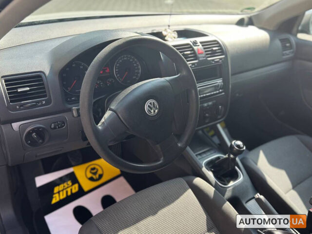 Фольксваген Гольф 2007 в Черновцах на Automoto.ua Серый Фольксваген Гольф, объемом двигателя 1.6 л и пробегом 287 тыс. км за 6000 $, фото 10 на Automoto.ua
