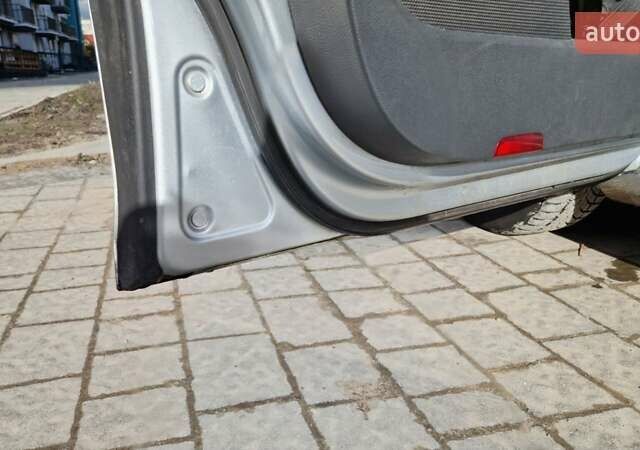 Серый Фольксваген Гольф, объемом двигателя 1.97 л и пробегом 320 тыс. км за 6700 $, фото 34 на Automoto.ua