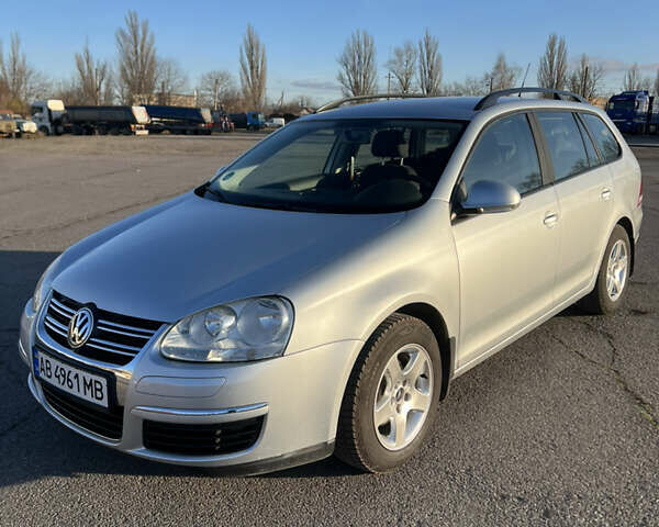 Серый Фольксваген Гольф, объемом двигателя 1.6 л и пробегом 200 тыс. км за 6300 $, фото 29 на Automoto.ua