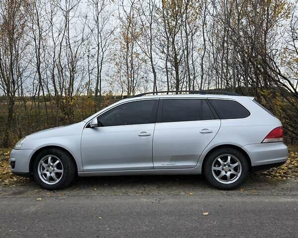 Серый Фольксваген Гольф, объемом двигателя 1.4 л и пробегом 261 тыс. км за 4999 $, фото 4 на Automoto.ua