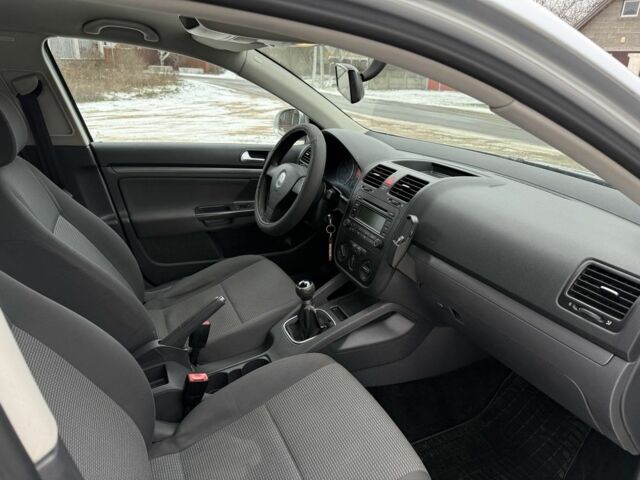 Сірий Фольксваген Гольф, об'ємом двигуна 1.9 л та пробігом 370 тис. км за 2900 $, фото 10 на Automoto.ua