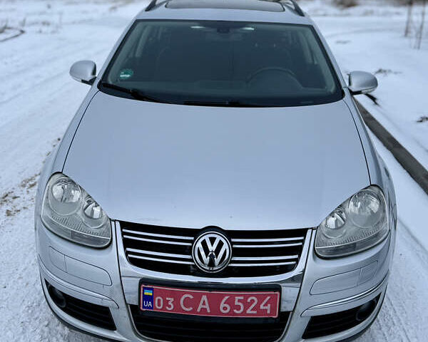 Серый Фольксваген Гольф, объемом двигателя 1.6 л и пробегом 232 тыс. км за 5500 $, фото 7 на Automoto.ua