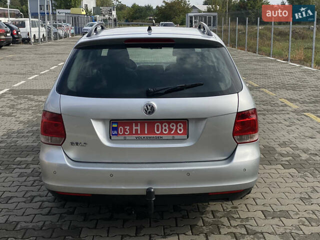 Серый Фольксваген Гольф, объемом двигателя 1.6 л и пробегом 218 тыс. км за 4999 $, фото 5 на Automoto.ua