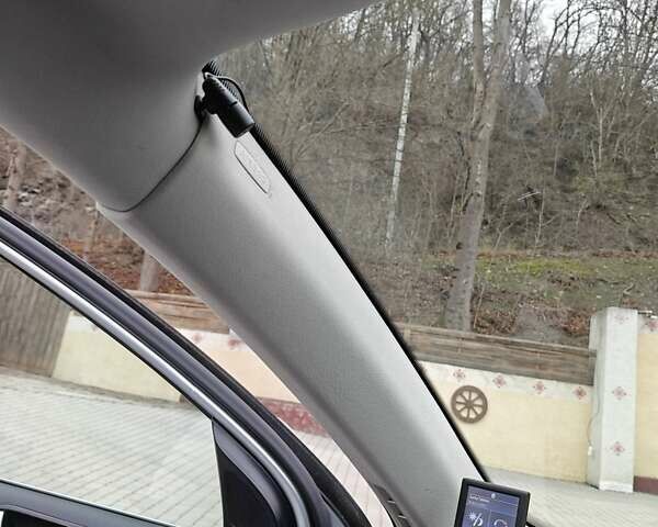 Серый Фольксваген Гольф, объемом двигателя 2 л и пробегом 350 тыс. км за 5500 $, фото 55 на Automoto.ua