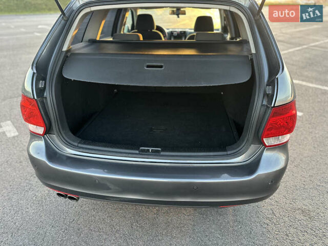 Сірий Фольксваген Гольф, об'ємом двигуна 1.39 л та пробігом 254 тис. км за 5200 $, фото 16 на Automoto.ua