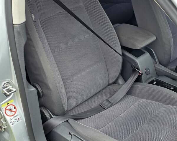 Серый Фольксваген Гольф, объемом двигателя 1.4 л и пробегом 261 тыс. км за 4999 $, фото 32 на Automoto.ua