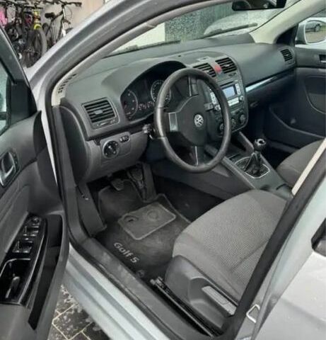 Серый Фольксваген Гольф, объемом двигателя 1.9 л и пробегом 400 тыс. км за 2650 $, фото 6 на Automoto.ua