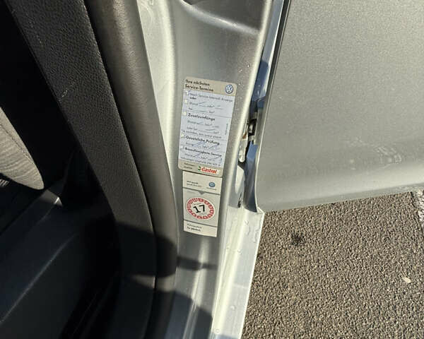 Серый Фольксваген Гольф, объемом двигателя 1.6 л и пробегом 258 тыс. км за 6800 $, фото 17 на Automoto.ua