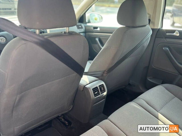 Фольксваген Гольф 2007 в Черновцах на Automoto.ua Серый Фольксваген Гольф, объемом двигателя 1.6 л и пробегом 287 тыс. км за 6000 $, фото 19 на Automoto.ua