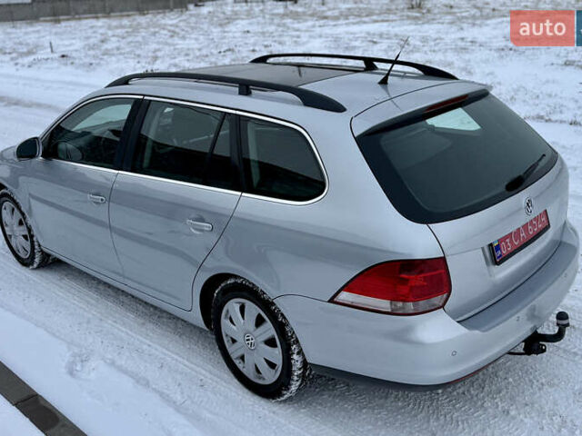 Серый Фольксваген Гольф, объемом двигателя 1.6 л и пробегом 232 тыс. км за 5500 $, фото 2 на Automoto.ua