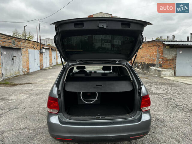 Серый Фольксваген Гольф, объемом двигателя 1.9 л и пробегом 247 тыс. км за 5700 $, фото 9 на Automoto.ua