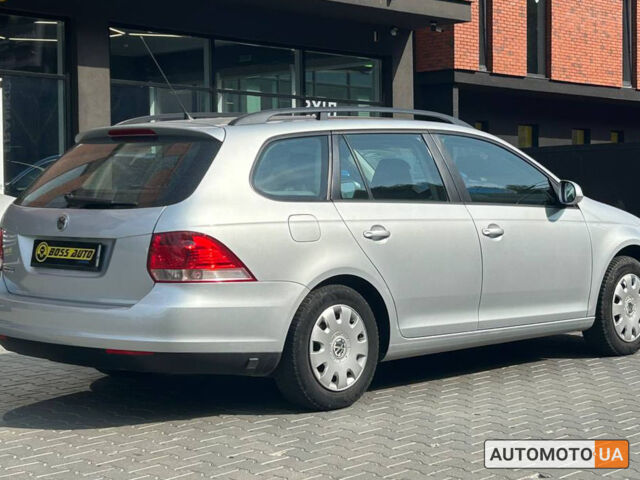 Фольксваген Гольф 2007 в Черновцах на Automoto.ua Серый Фольксваген Гольф, объемом двигателя 1.6 л и пробегом 287 тыс. км за 6000 $, фото 5 на Automoto.ua