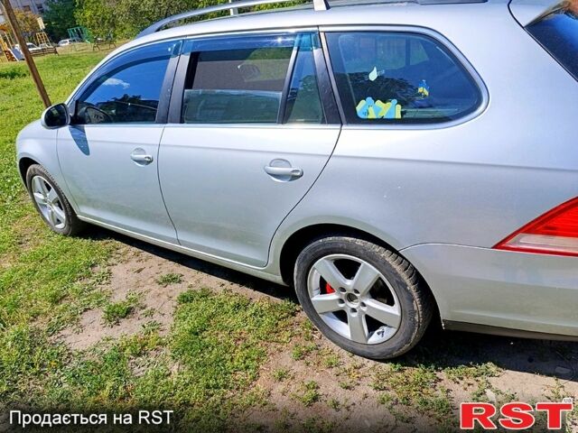 Серый Фольксваген Гольф, объемом двигателя 1.6 л и пробегом 296 тыс. км за 6000 $, фото 11 на Automoto.ua