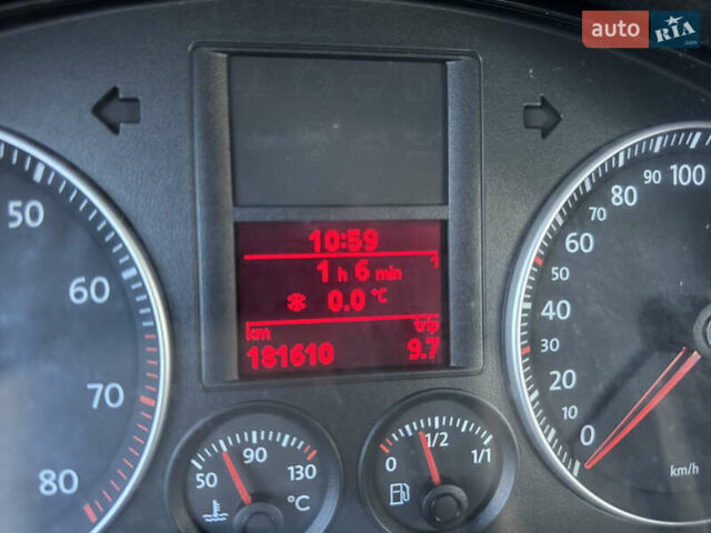 Сірий Фольксваген Гольф, об'ємом двигуна 1.6 л та пробігом 181 тис. км за 5900 $, фото 39 на Automoto.ua